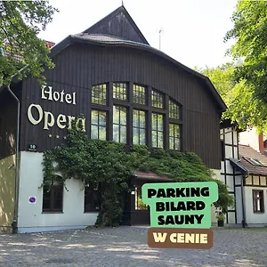 Opera Hotel